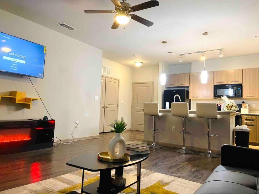 Apartment Downtown Luxury With Free Parking Space Oklahoma City